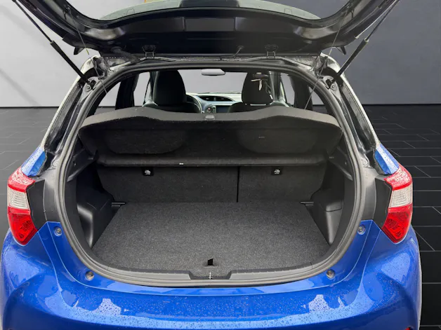 Toyota Yaris 1.5 VVT-i HSD Style