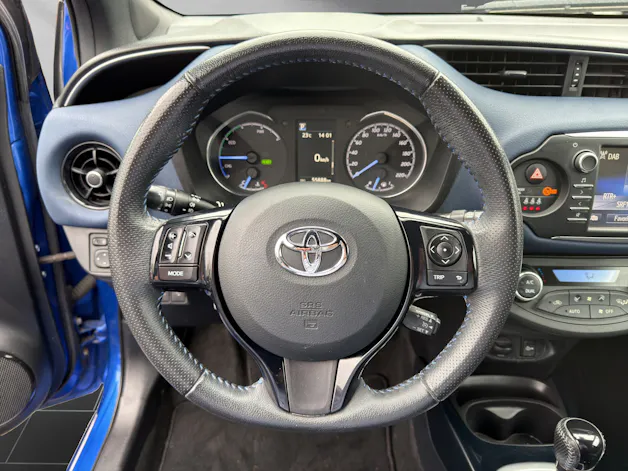 Toyota Yaris 1.5 VVT-i HSD Style