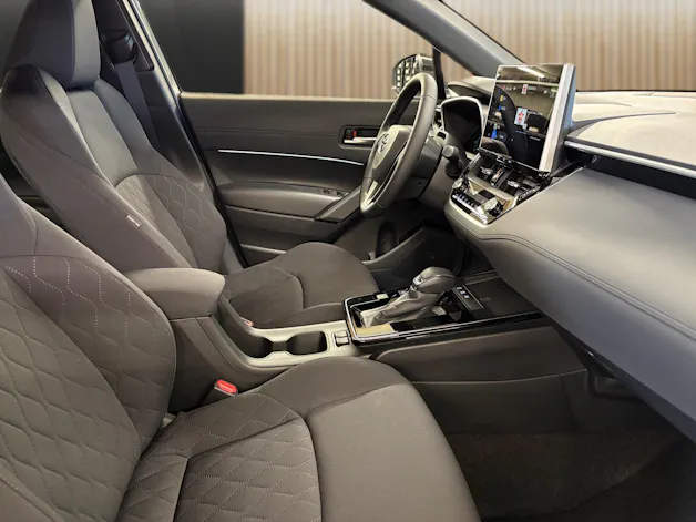Toyota Corolla Cross 2.0 HSD Trend AWD-i