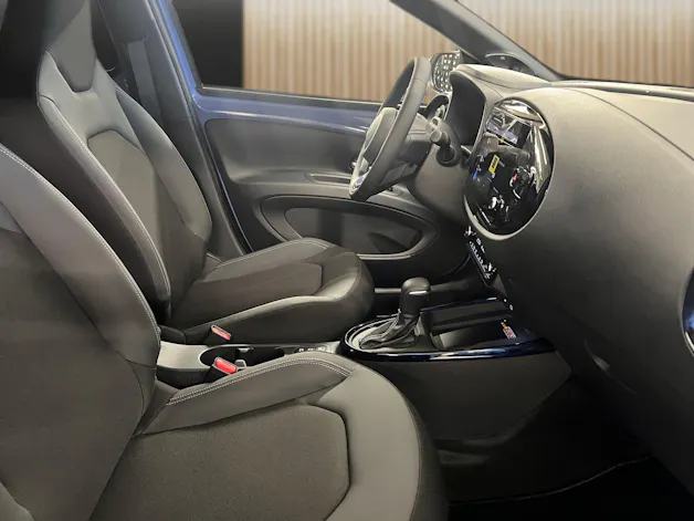 Toyota Aygo X 1.5 VVT-i HSD Style