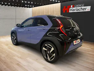 Toyota Aygo X 1.5 VVT-i HSD Style