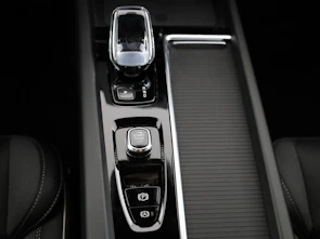 Fahrzeugbild VOLVO XC60 2.0 T6 TE Black Edition eAWD