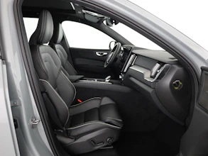 https://vehicle.imgix.net/4376457/6e84ed19-1ccf-4910-ad66-0db9c9399a8e.jpg