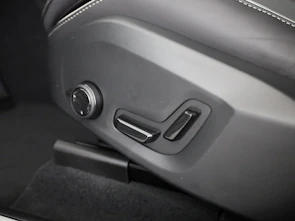 Fahrzeugbild VOLVO XC60 2.0 T6 TE Black Edition eAWD