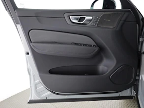 https://vehicle.imgix.net/4376457/9429f2c1-02bc-47b9-9881-1ce8ef748a21.jpg