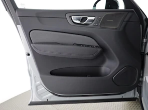 Fahrzeugbild VOLVO XC60 2.0 T6 TE Black Edition eAWD