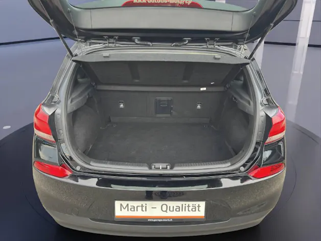 Hyundai i30 1.4 T-GDi Amplia