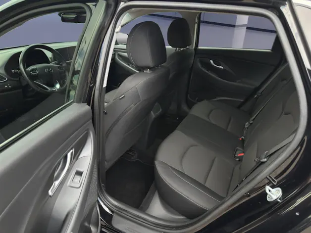 Hyundai i30 1.4 T-GDi Amplia
