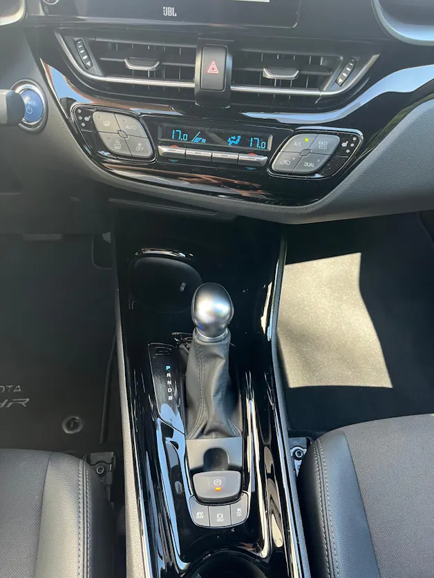 Toyota C-HR 1.8 VVTi HSD Trend