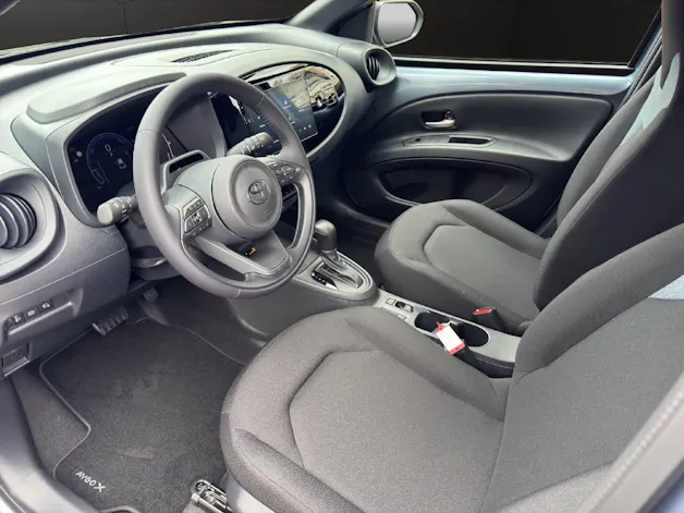 Toyota Aygo X 1.5 VVT-i HSD Comfort