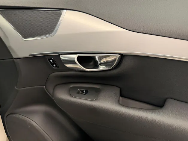 Volvo XC90 2.0 T8 TE Momentum 7P. AWD