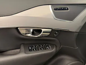 Volvo XC90 2.0 T8 TE Momentum 7P. AWD