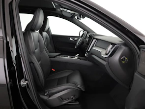 Fahrzeugbild VOLVO XC60 2.0 T6 TE Black Edition eAWD