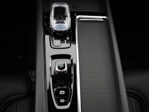 Fahrzeugbild VOLVO XC60 2.0 T6 TE Black Edition eAWD