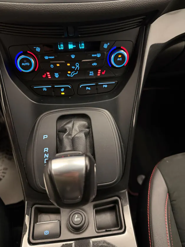 Ford Kuga 2.0 TDCi 150 ST-Line FPS