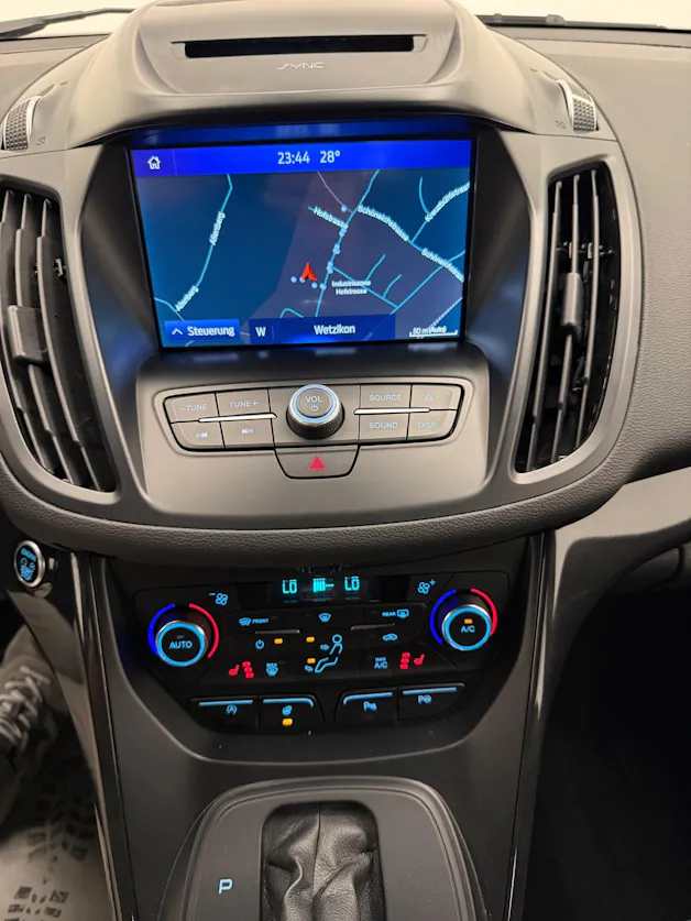 Ford Kuga 2.0 TDCi 150 ST-Line FPS
