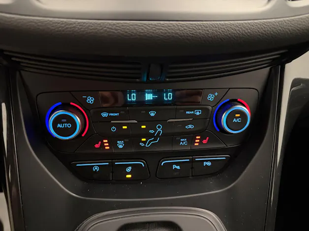Ford Kuga 2.0 TDCi 150 ST-Line FPS