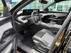 Peugeot 5008 e-Allure Premium AWD