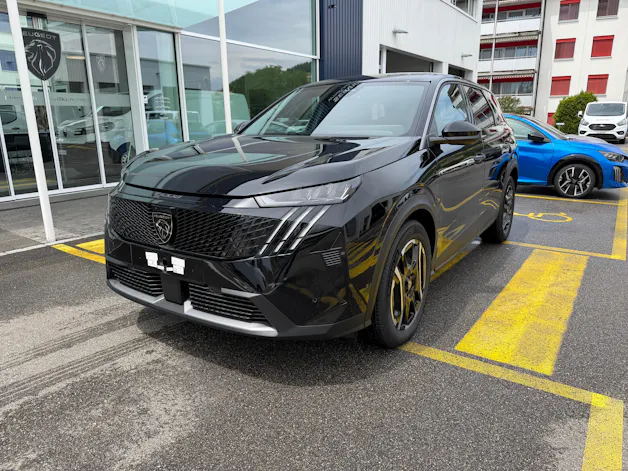 Peugeot 5008 e-Allure Premium AWD