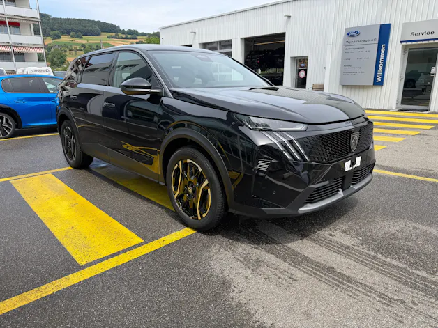 Peugeot 5008 e-Allure Premium AWD