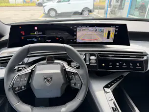 Peugeot 5008 e-Allure Premium AWD