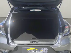 Renault Captur 1.8 E-Tech techno