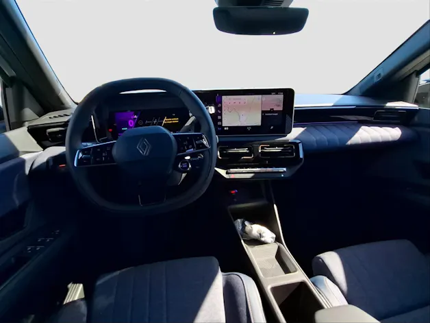 RENAULT R4 E-Tech Comfort Range techno