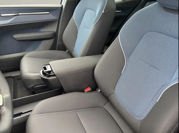 Volvo EX30 E60 Twin Ultra Performance AWD