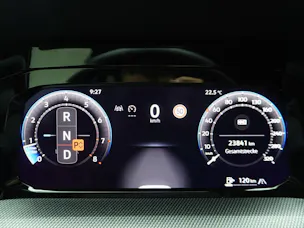 VW Golf 8.5 2.0 TSI DSG R Black Edition 4Motion