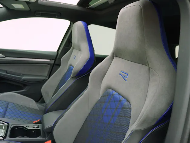 VW Golf 8.5 2.0 TSI DSG R Black Edition 4Motion