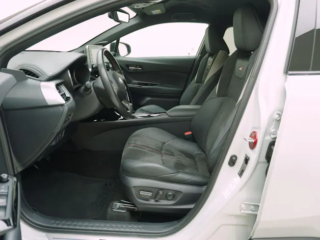 Toyota C-HR 2.0 VVTi HSD GR Sport