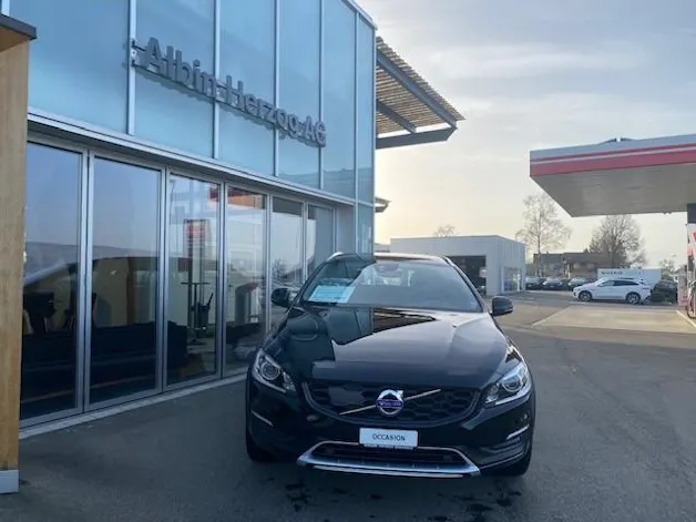 Volvo V60 Cross Country 2.4 D4 Executive AWD S/S