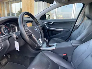 Volvo V60 Cross Country 2.4 D4 Executive AWD S/S