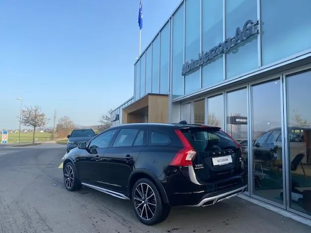 Volvo V60 Cross Country 2.4 D4 Executive AWD S/S