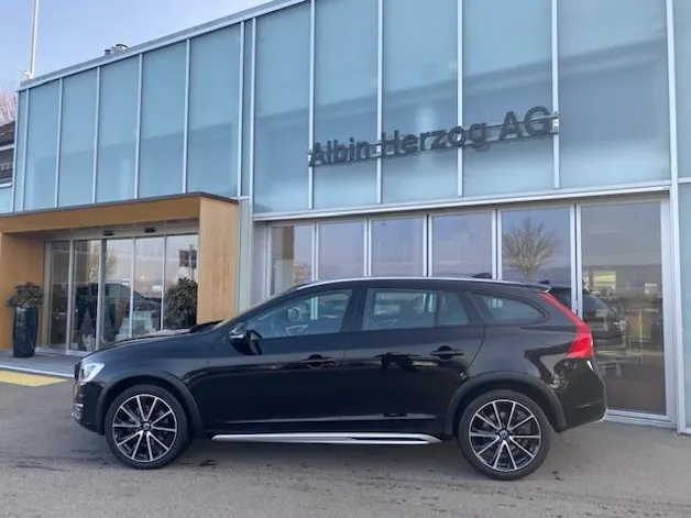 Volvo V60 Cross Country 2.4 D4 Executive AWD S/S
