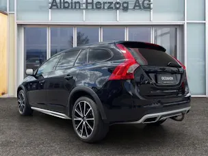 Volvo V60 Cross Country 2.4 D4 Executive AWD S/S