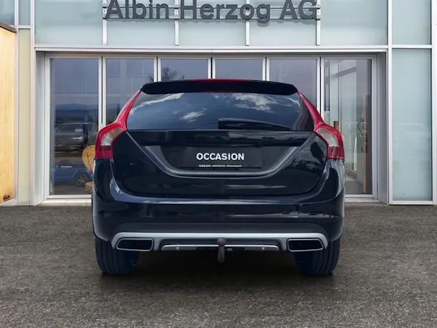 VOLVO V60 Cross Country 2.4 D4 Executive AWD S/S