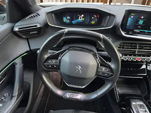 Peugeot 2008 e-GT