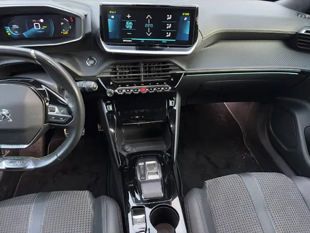 Peugeot 2008 e-GT