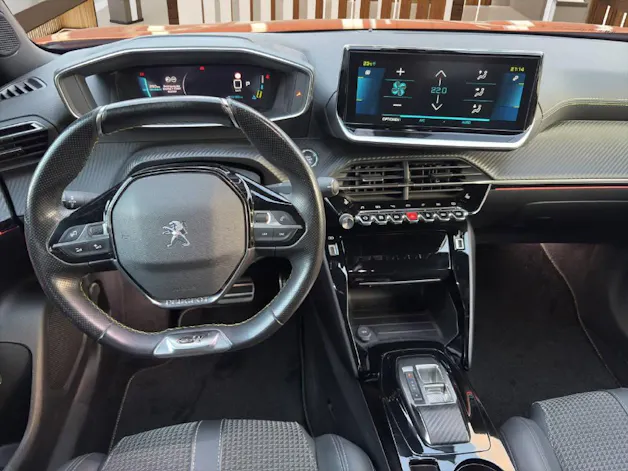 Peugeot 2008 e-GT