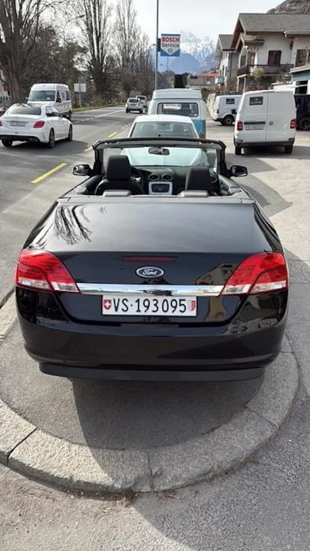 Ford Focus CC 2.0i Titanium