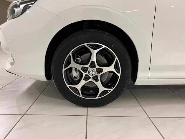 MG 3 1.5 Hybrid Luxury Aut.
