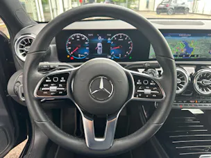 Mercedes-Benz A 180 Progressive 7G-DCT