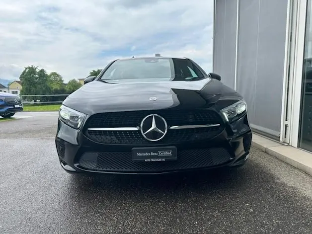 Mercedes-Benz A 180 Progressive 7G-DCT
