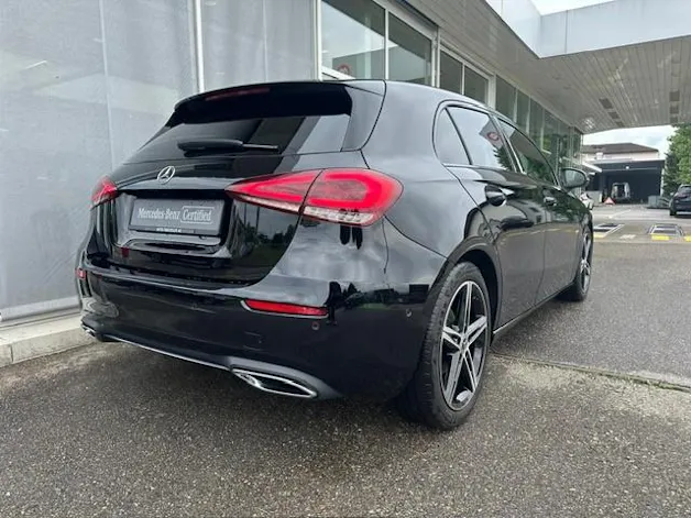 Mercedes-Benz A 180 Progressive 7G-DCT