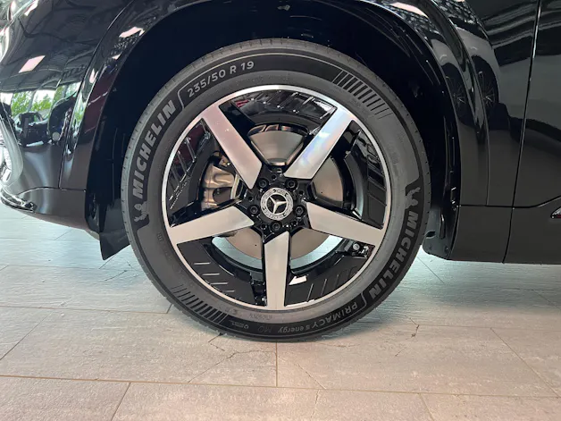 Mercedes-Benz GLB 220 4Matic 8G-Tronic