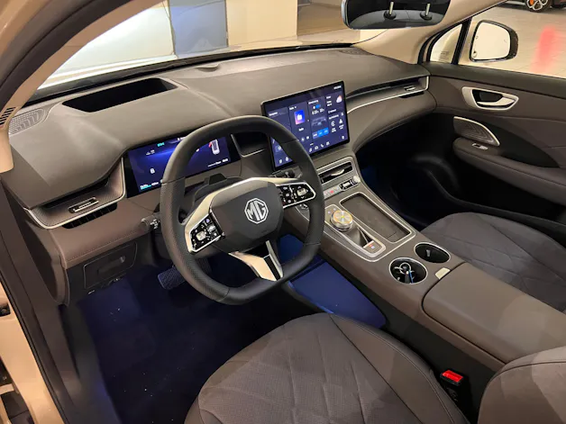 MG S6 EV 77kWh Luxury AWD