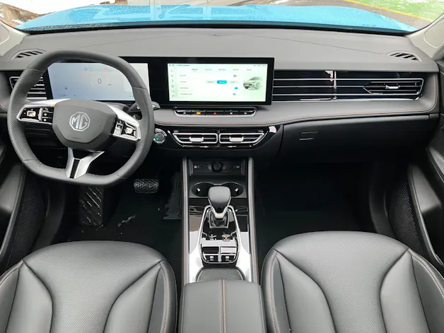 MG HS 1.5 T Luxury Automat