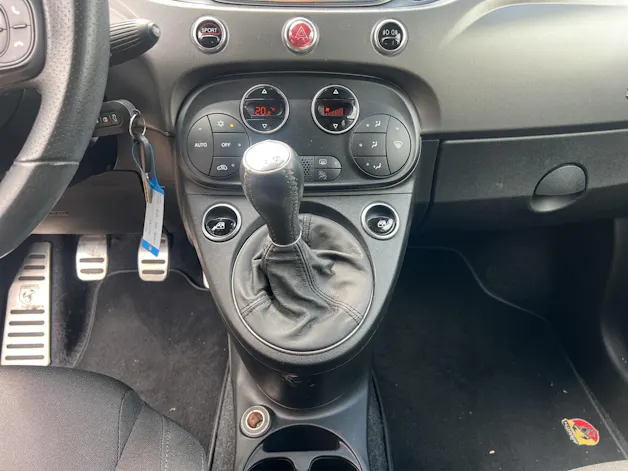 Fiat 595 1.4 16V Turbo Abarth Pista