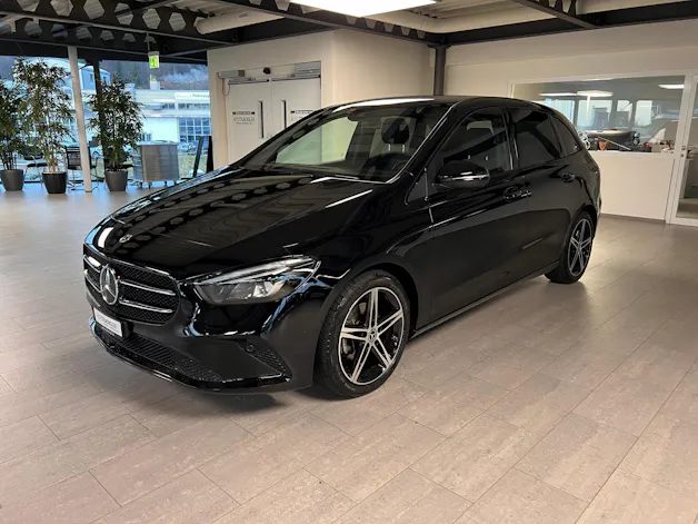 Mercedes-Benz B 200 Night Star 7G-DCT